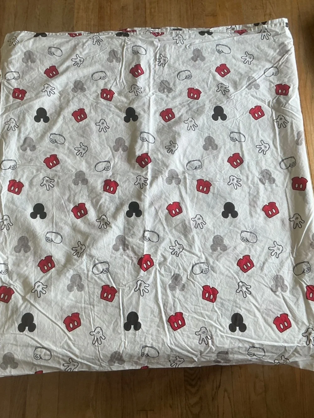 Saturday Park Disney Mickey Mouse Logo FULL Size Sheet Set